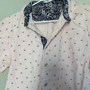 Mens lightweight button down size Large